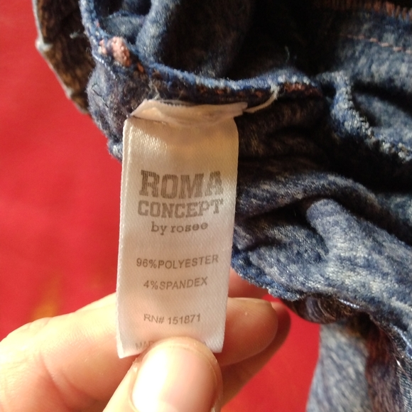 Women's joggers - Picture 4 of 4